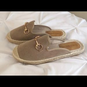 Women’s Slides NEW